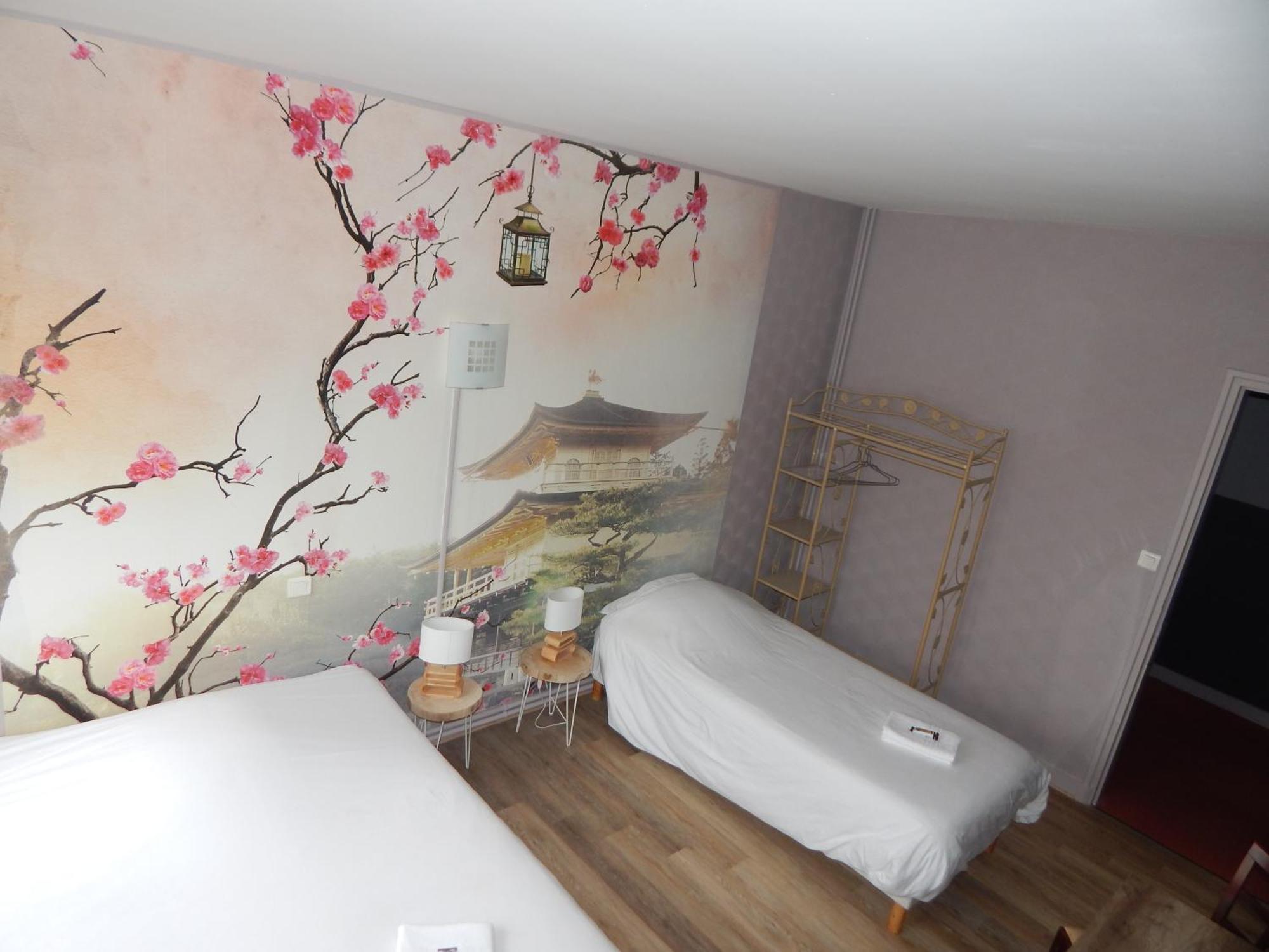 Hotel Angelys Ploërmel Eksteriør billede