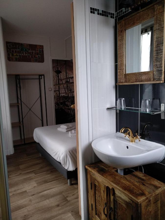 Hotel Angelys Ploërmel Eksteriør billede
